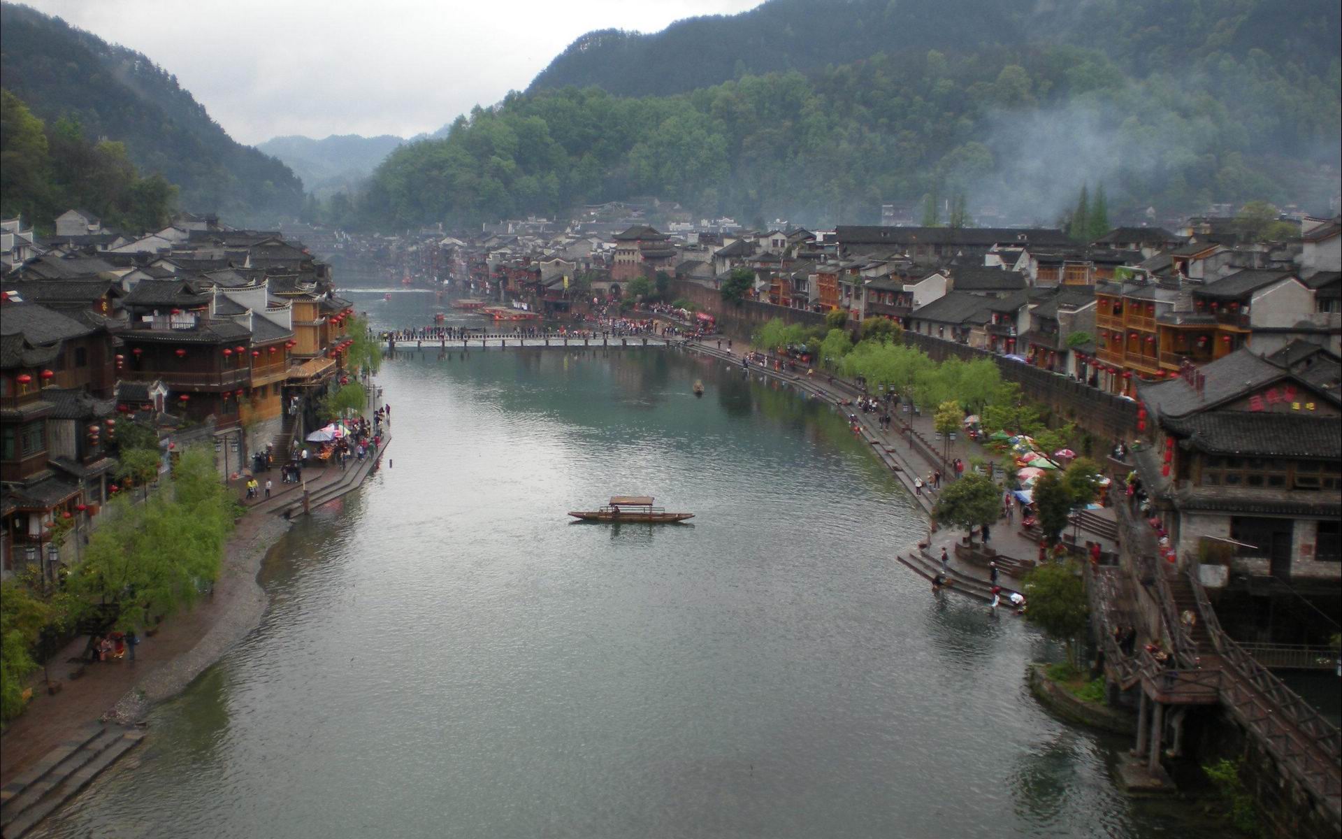 凤凰古城