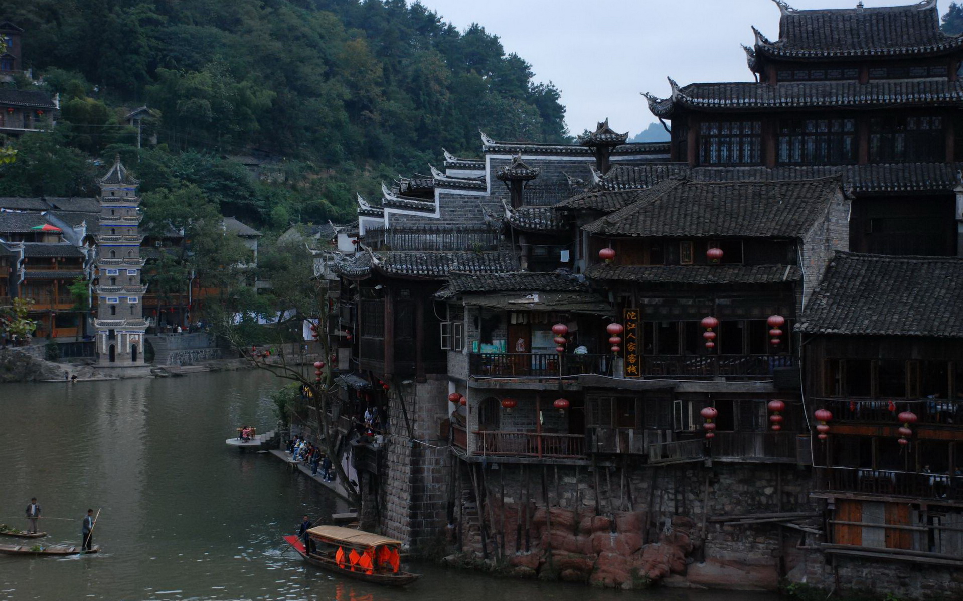 凤凰古城