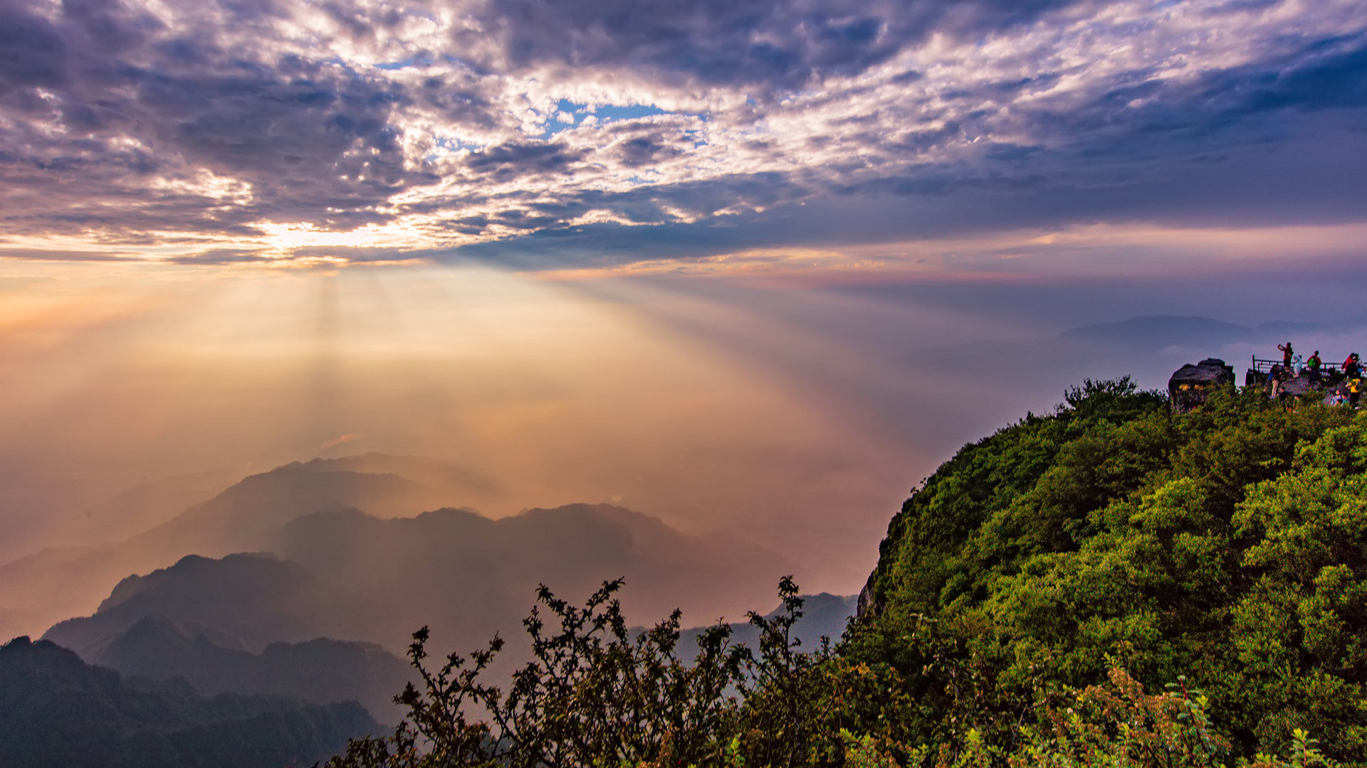 峨眉山