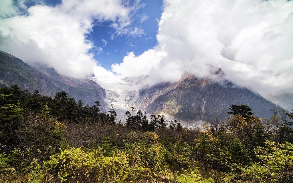hailuogou glacier
