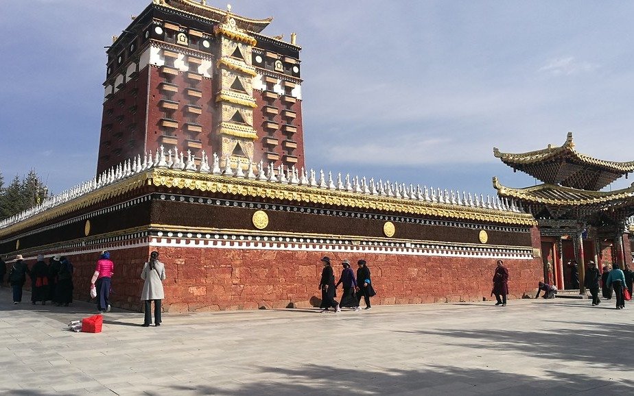 Hezuo