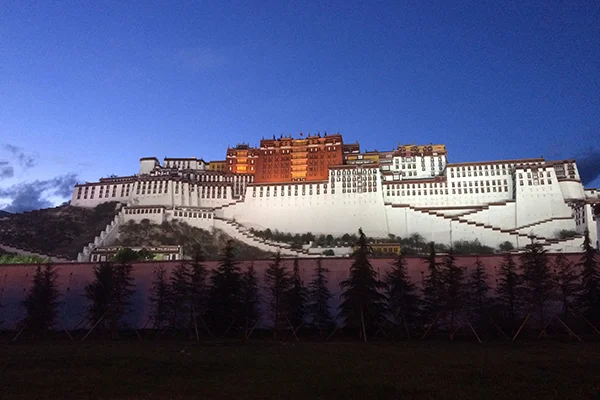 Tibet solo