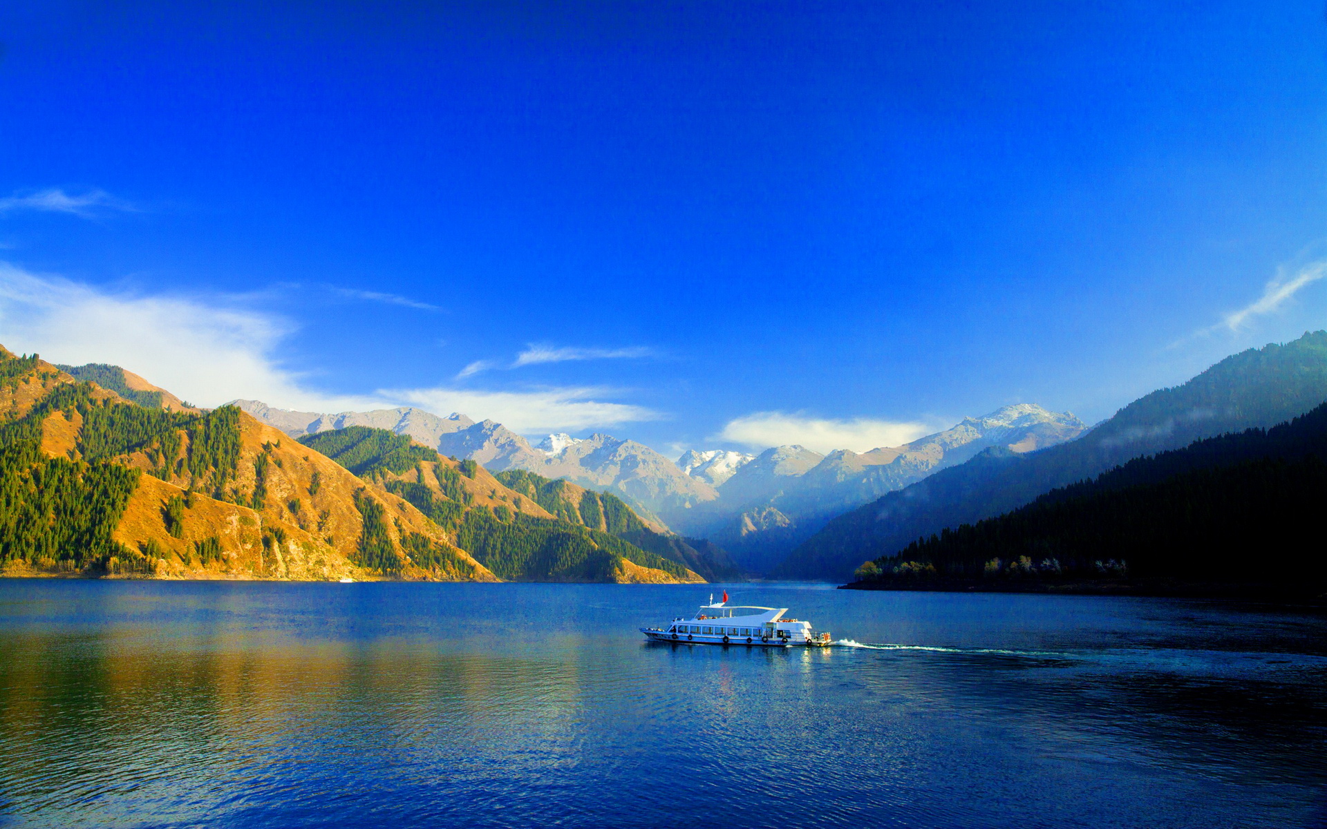 Heavenly Lake, Tianshan Mountains