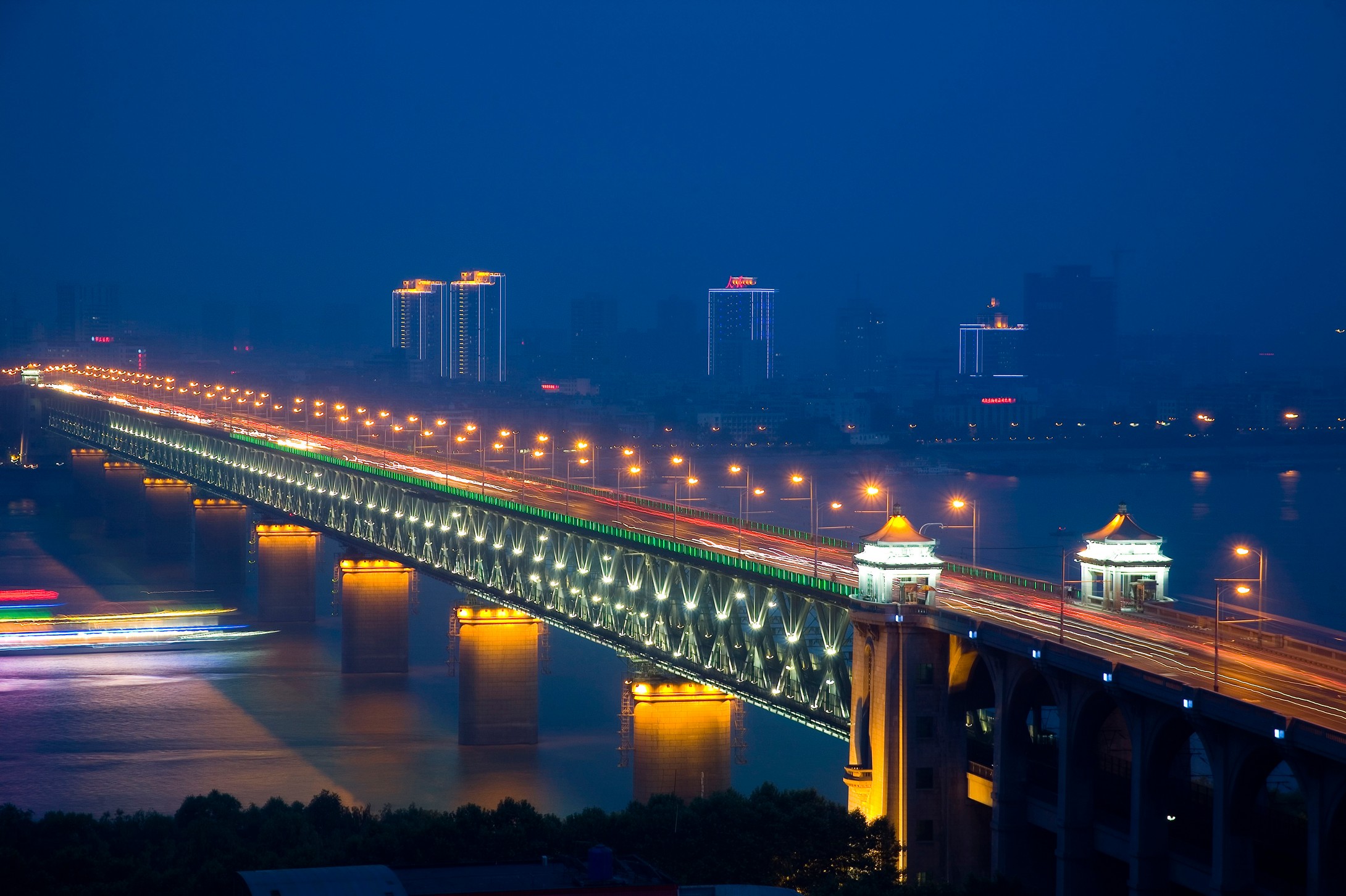 Wuhan Yangtze River Bridge