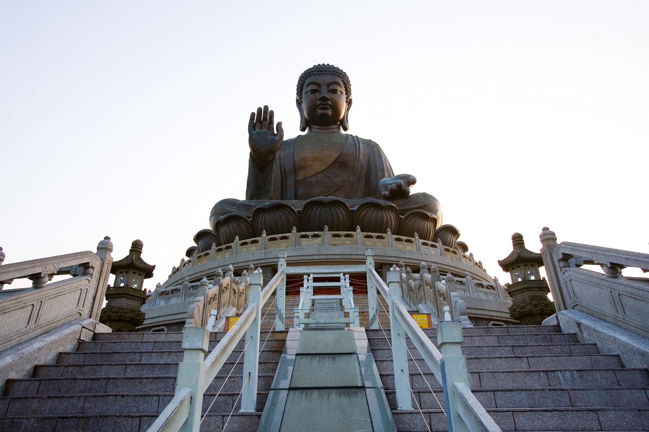 Tian Tan Buddha, Hong Kong